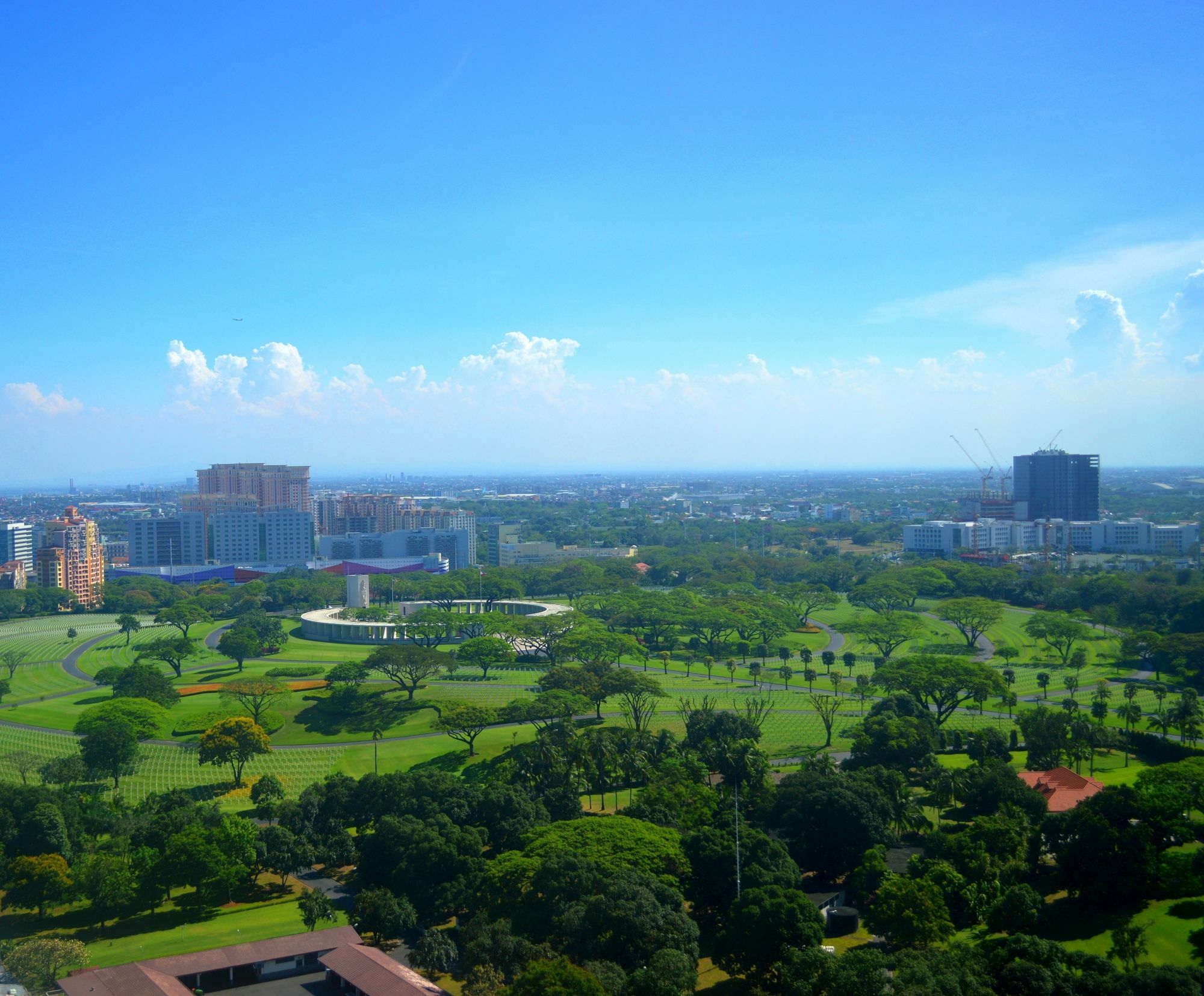 South Of Market Private Residences Taguig Exterior photo