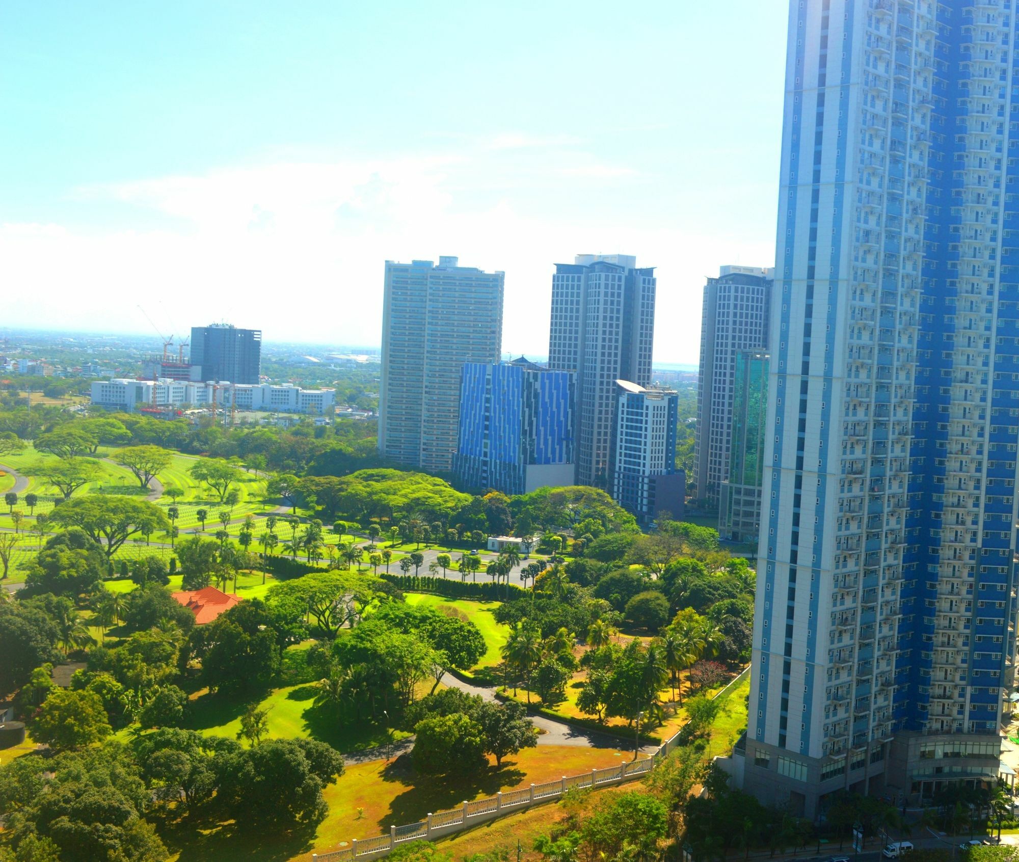 South Of Market Private Residences Taguig Exterior photo