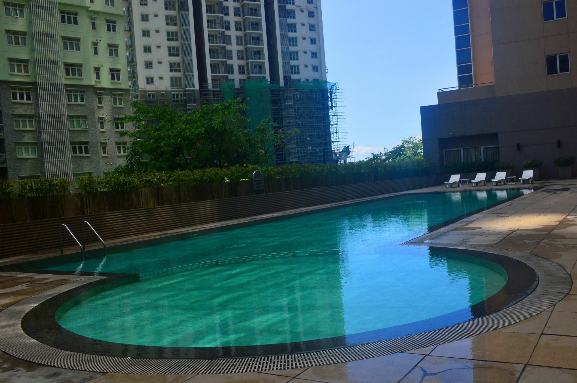 South Of Market Private Residences Taguig Exterior photo