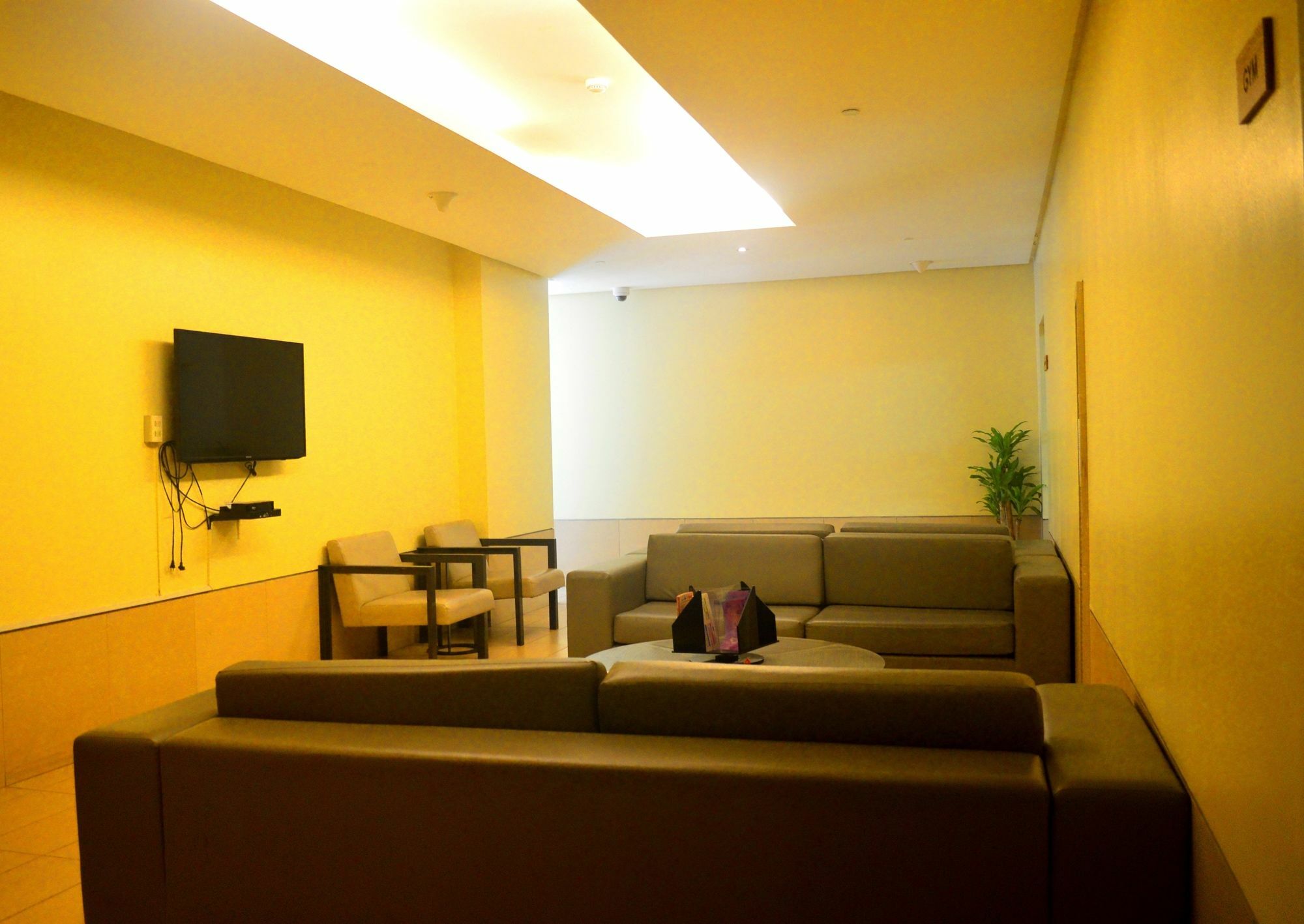 South Of Market Private Residences Taguig Exterior photo