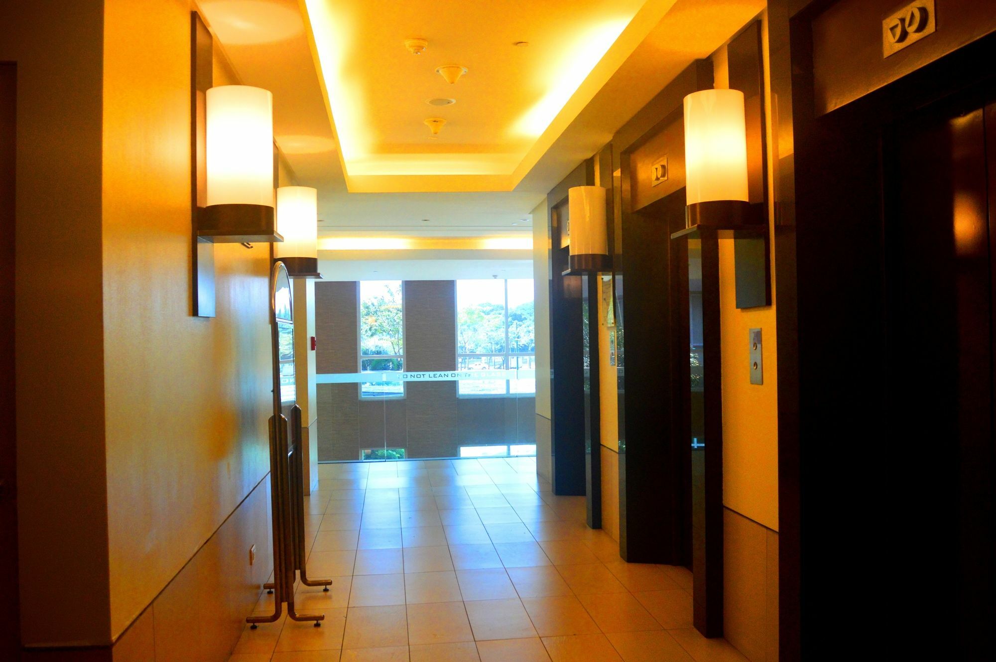 South Of Market Private Residences Taguig Exterior photo