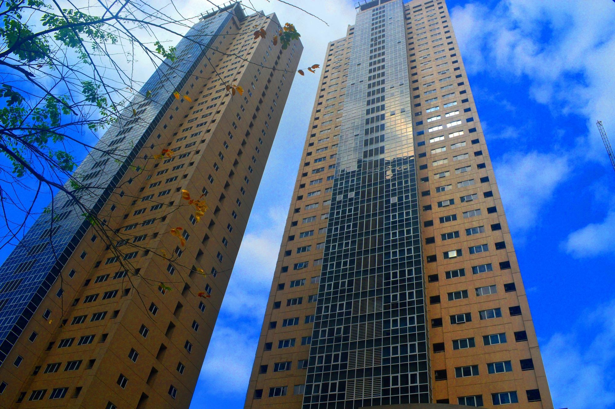 South Of Market Private Residences Taguig Exterior photo